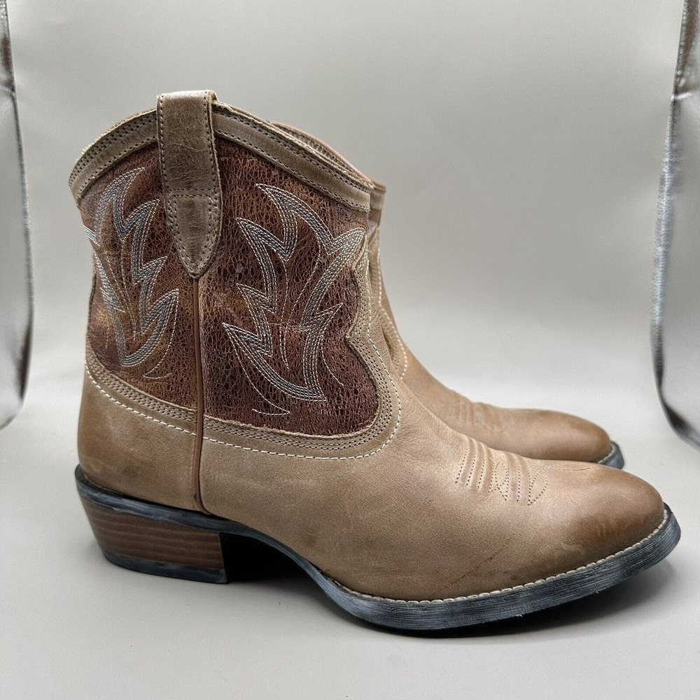 Ariat Billie Unbridled Tan Leather Western Cowboy Boots 10007966 Womens 8.5B.